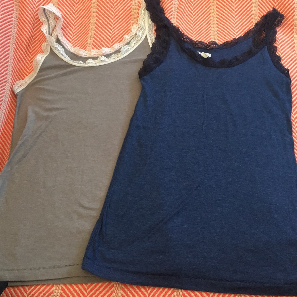 Aerie Tank top set of 2